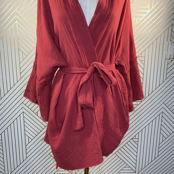 Johnny Was Gauze Short Organic Kimono in Rust - Picture 5 of 10